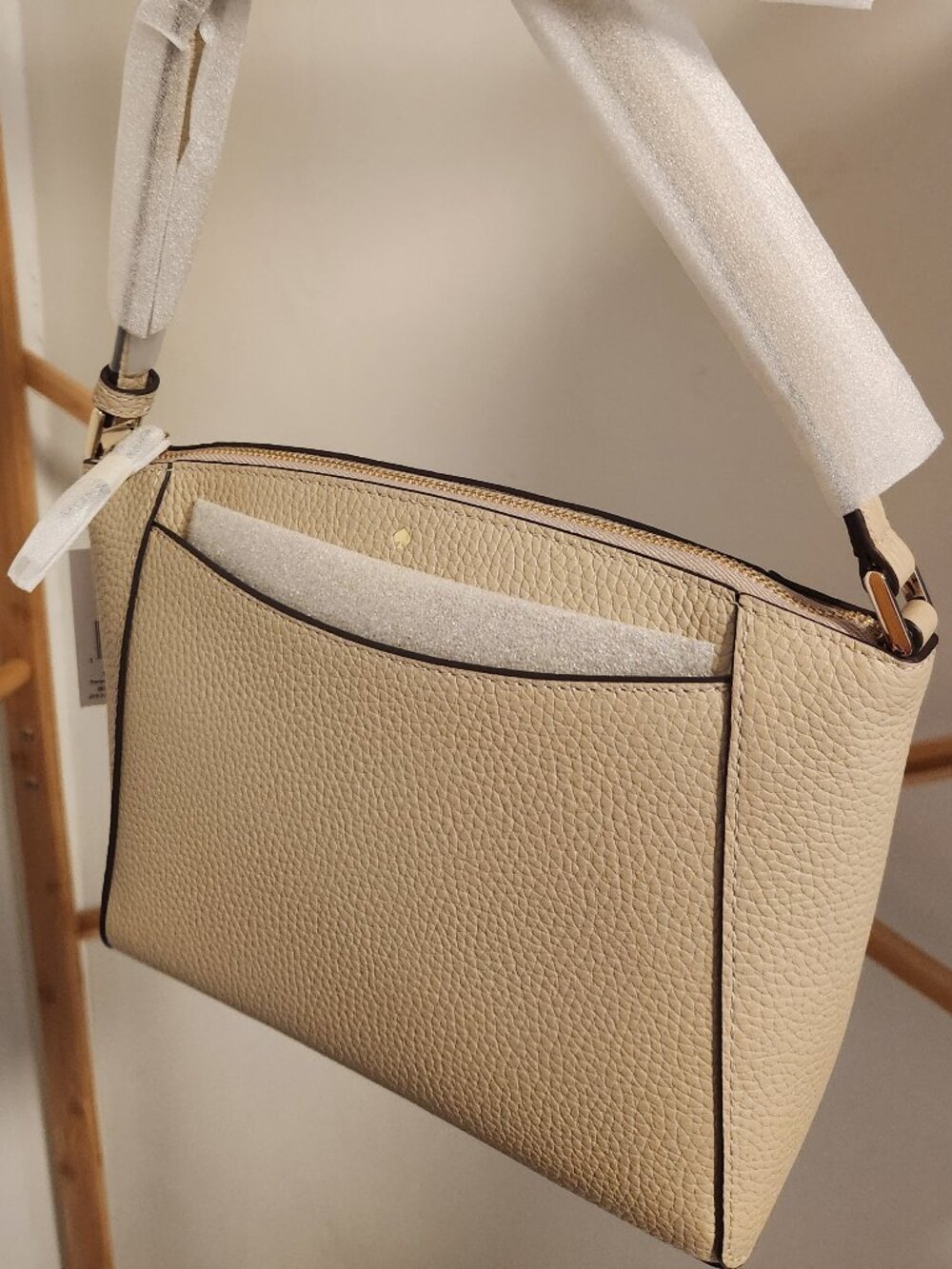 A Nudie Beauty! kate spade Monica Crossbody SMALL Leather. NEW